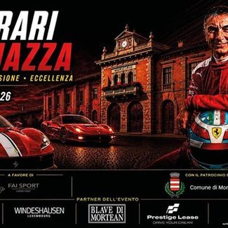 Ferrari in piazza